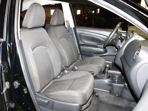 Used 2019 Nissan Versa S Plus FWD image 23