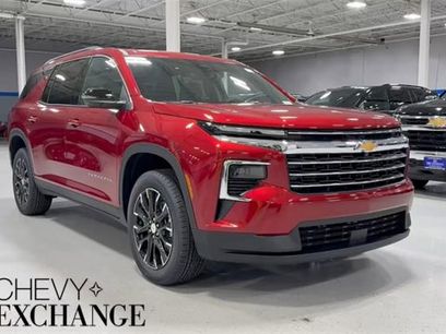 New 2026 Chevrolet Traverse LT w/ Sun and Wheel Package