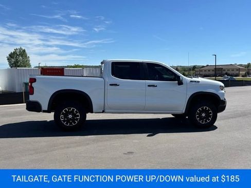 Used 2023 Chevrolet Silverado 1500 ZR2 w/ Technology Package AWD/4WD image 7