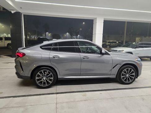 Used 2025 BMW X6 xDrive40i image 7