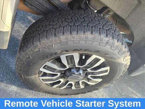 Used 2024 GMC Sierra 3500 Denali Ultimate image 19