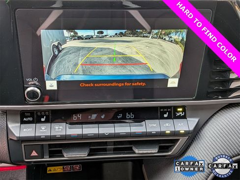 Used 2025 Toyota Camry SE image 16