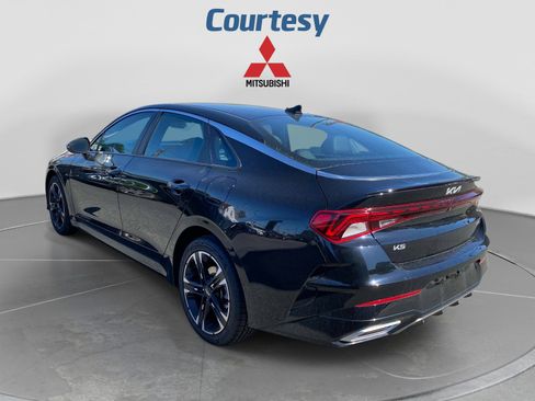 Used 2023 Kia K5 GT-Line w/ GT-Line Premium Package FWD image 3