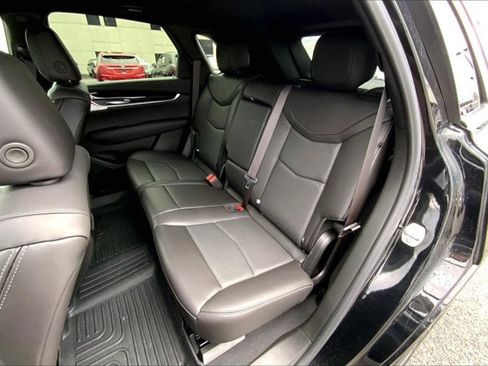 Used 2024 Cadillac XT5 Premium Luxury image 26