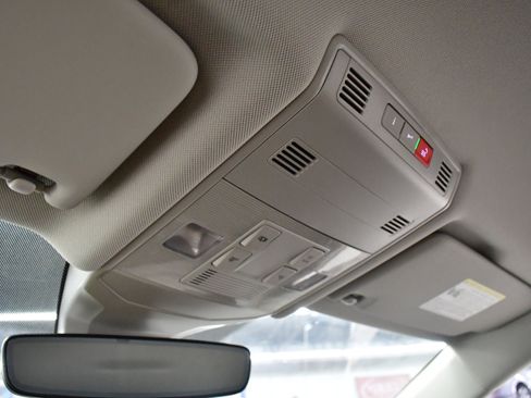 Used 2024 Volkswagen Jetta S image 50