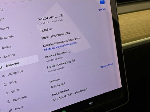 Used 2018 Tesla Model 3 Long Range image 18