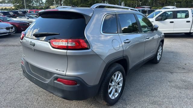 Used 2015 Jeep Cherokee Latitude AWD/4WD image 5