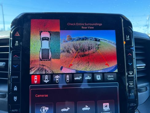 New 2025 RAM 3500 Limited image 24