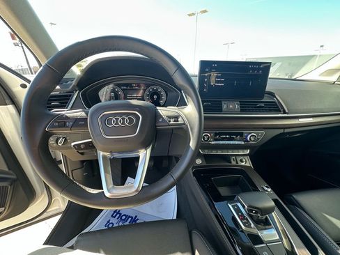 Certified 2025 Audi Q5 2.0T Premium Plus w/ Premium Plus Package AWD/4WD image 14