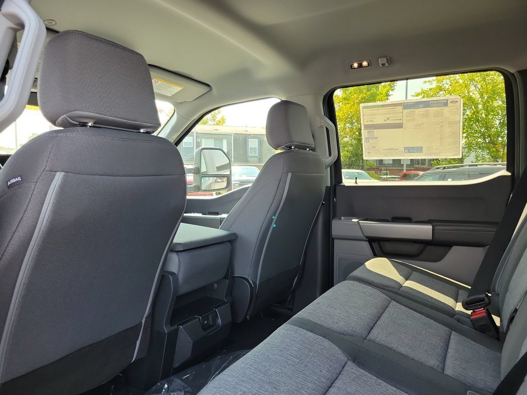New 2026 Ford F250 XL w/ STX Appearance Package AWD/4WD image 16