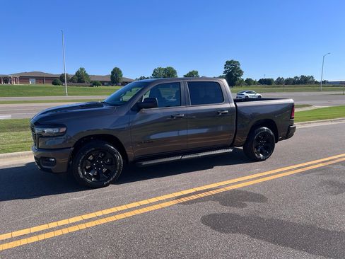 New 2026 RAM 1500 Express AWD/4WD image 8
