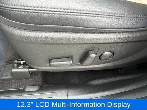 Used 2023 Hyundai Santa Fe SEL w/ Premium Package AWD/4WD image 26