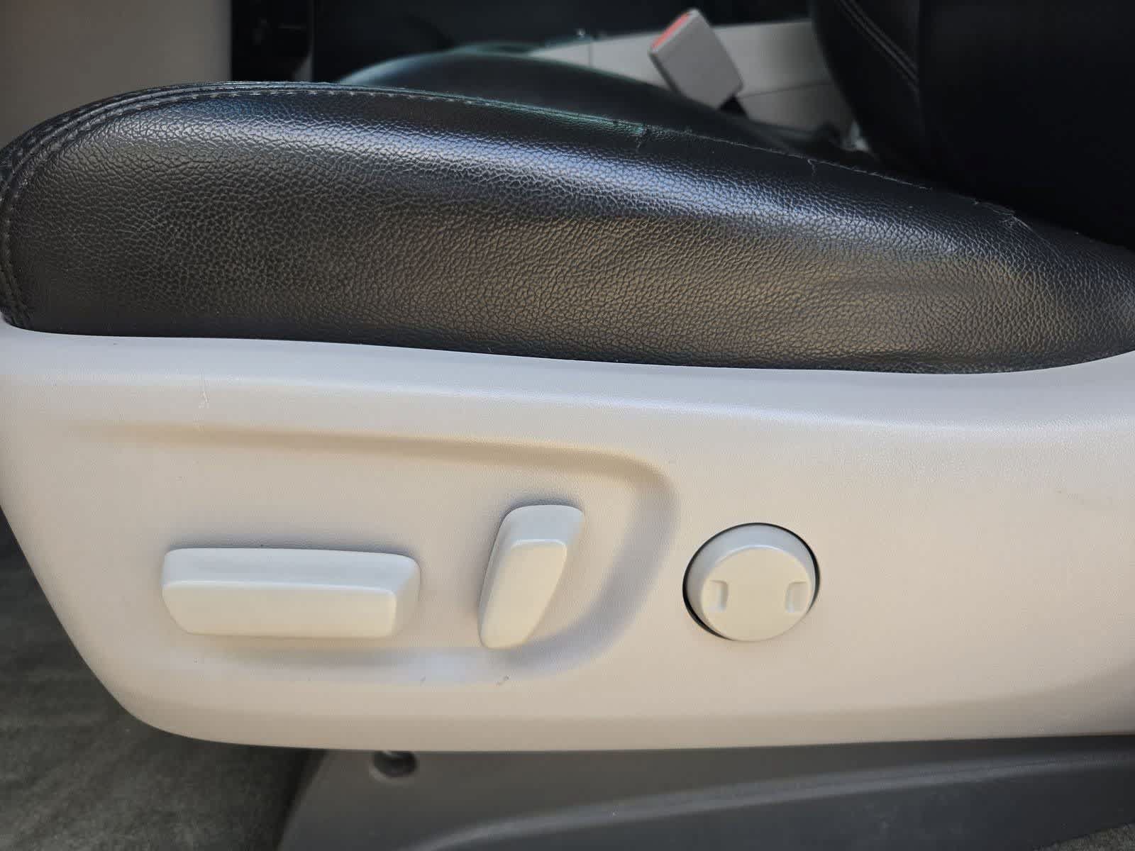 Used 2017 Toyota Sienna LE FWD image 15