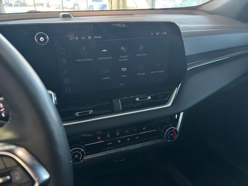 Used 2025 Chevrolet Equinox LT image 27