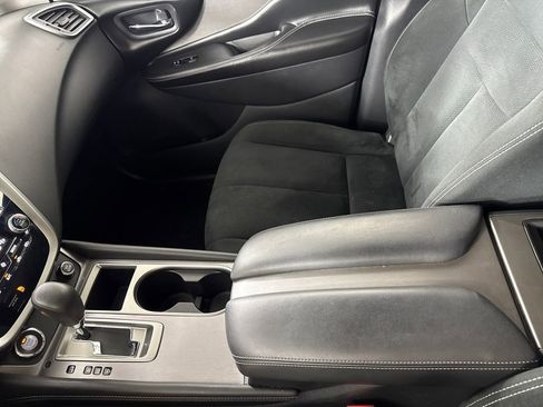 Used 2020 Nissan Murano S w/ Technology Package image 17