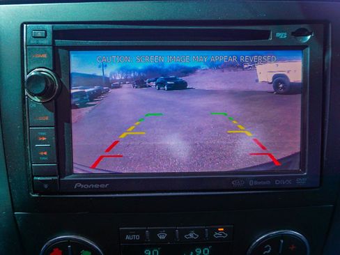 Used 2007 Chevrolet Silverado 2500 LT w/ Suspension Package, Off-Road image 12