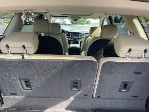 Used 2019 Buick Enclave Premium AWD/4WD image 33