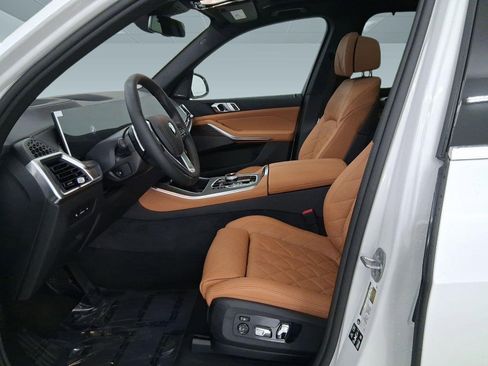New 2026 BMW X5 xDrive40i w/ Executive Package image 5