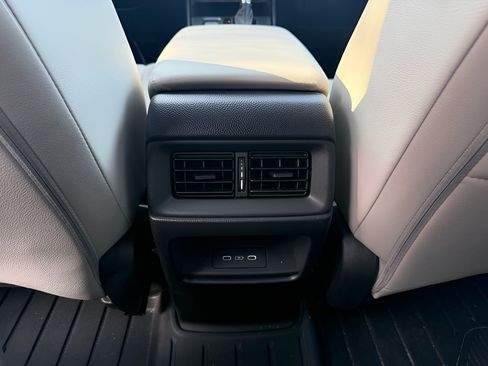 Used 2026 Honda CR-V EX-L image 12