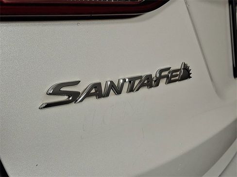 Used 2017 Hyundai Santa Fe Sport image 29
