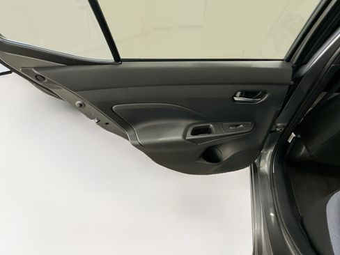 Used 2025 Nissan Versa SV FWD image 25