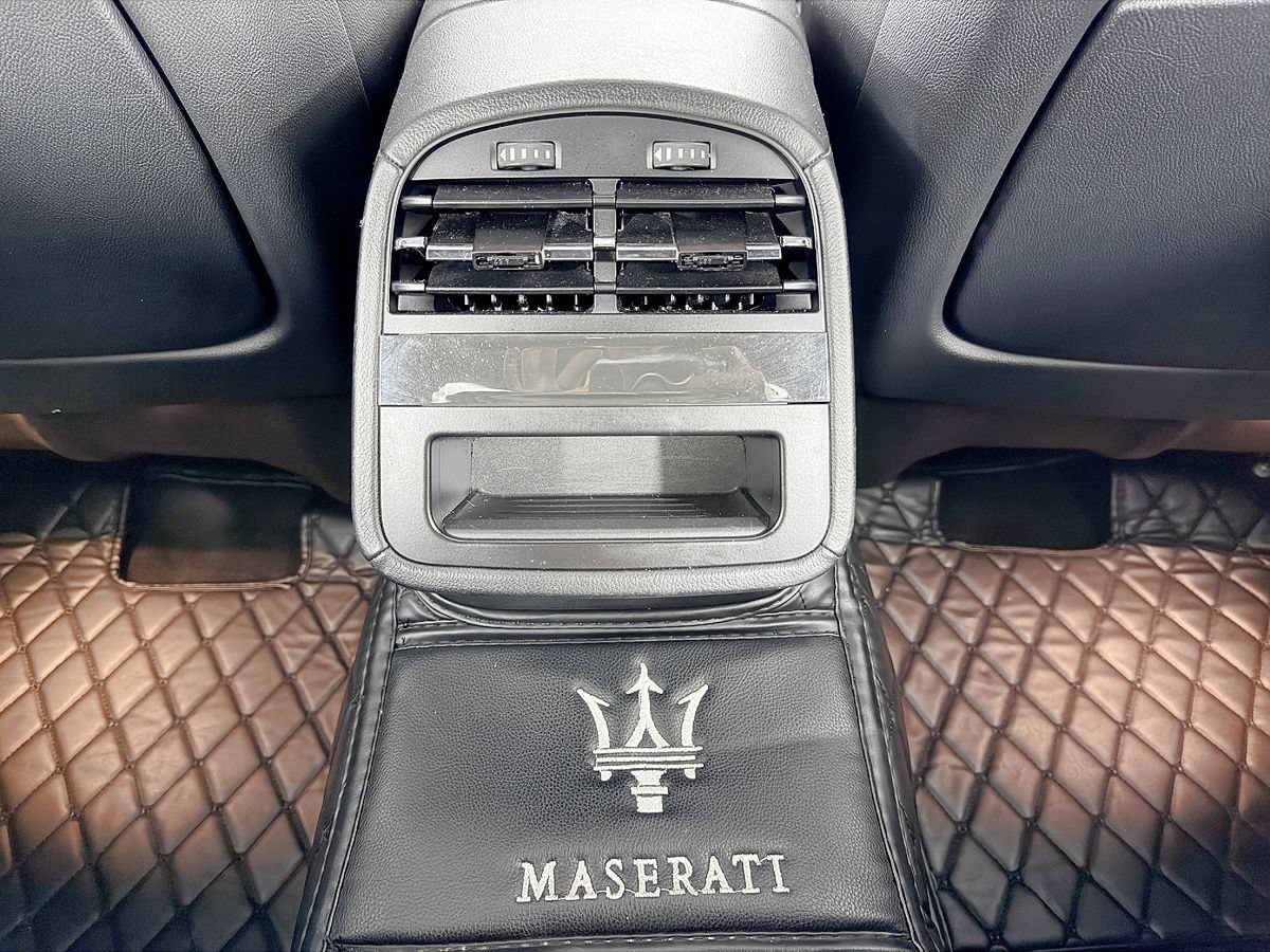 Used 2014 Maserati Quattroporte S Q4 AWD/4WD image 55