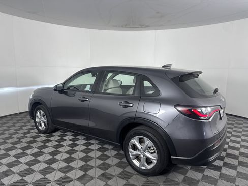 Certified 2024 Honda HR-V LX image 6