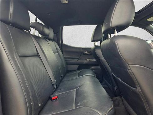 Used 2021 Toyota Tacoma Limited image 17