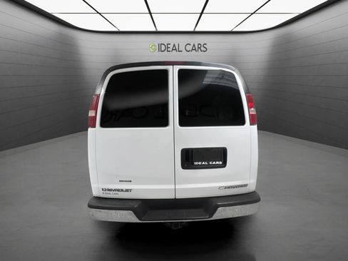 Used 2004 Chevrolet Express 3500 Extended Passenger w/ LS Preferred Equipment Group RWD image 6