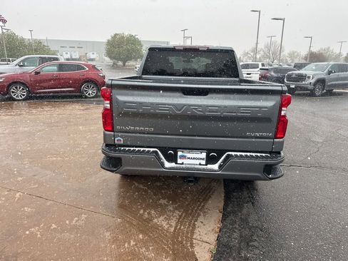 Used 2022 Chevrolet Silverado 1500 Custom image 31