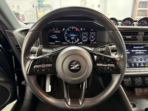 Used 2024 Nissan Z Performance w/ Floor Mat Package image 20