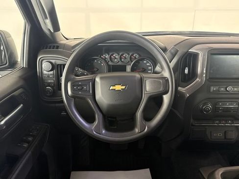 Used 2021 Chevrolet Silverado 1500 Custom AWD/4WD image 26