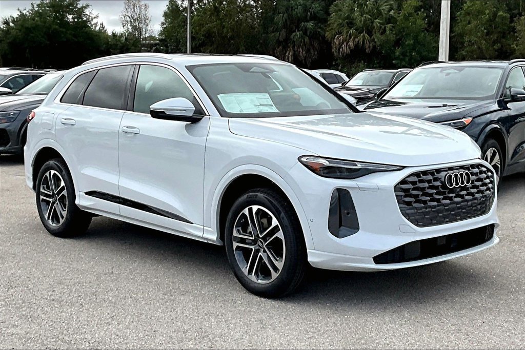 New 2026 Audi Q5 Premium Plus AWD/4WD image 2
