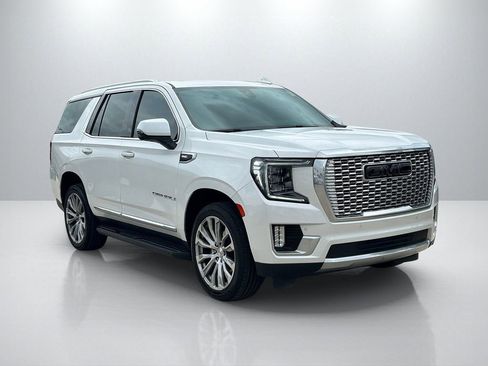 Used 2021 GMC Yukon Denali AWD/4WD image 3