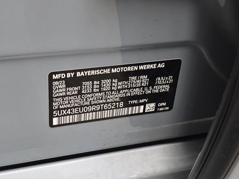 Certified 2024 BMW X5 xDrive50e w/ M Sport Package AWD/4WD image 33