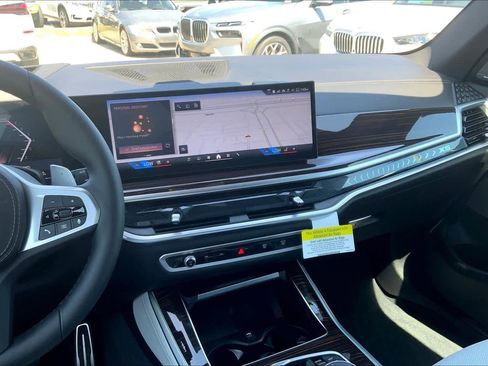 New 2026 BMW X5 xDrive40i w/ M Sport Package image 6