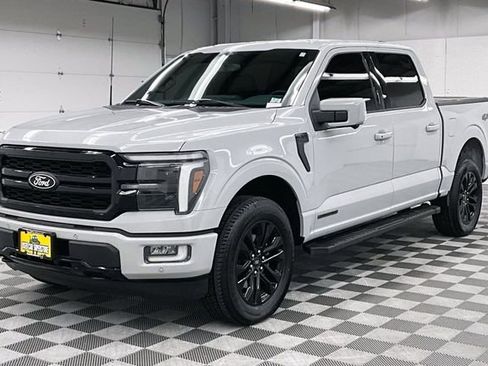 Used 2024 Ford F150 Lariat image 11