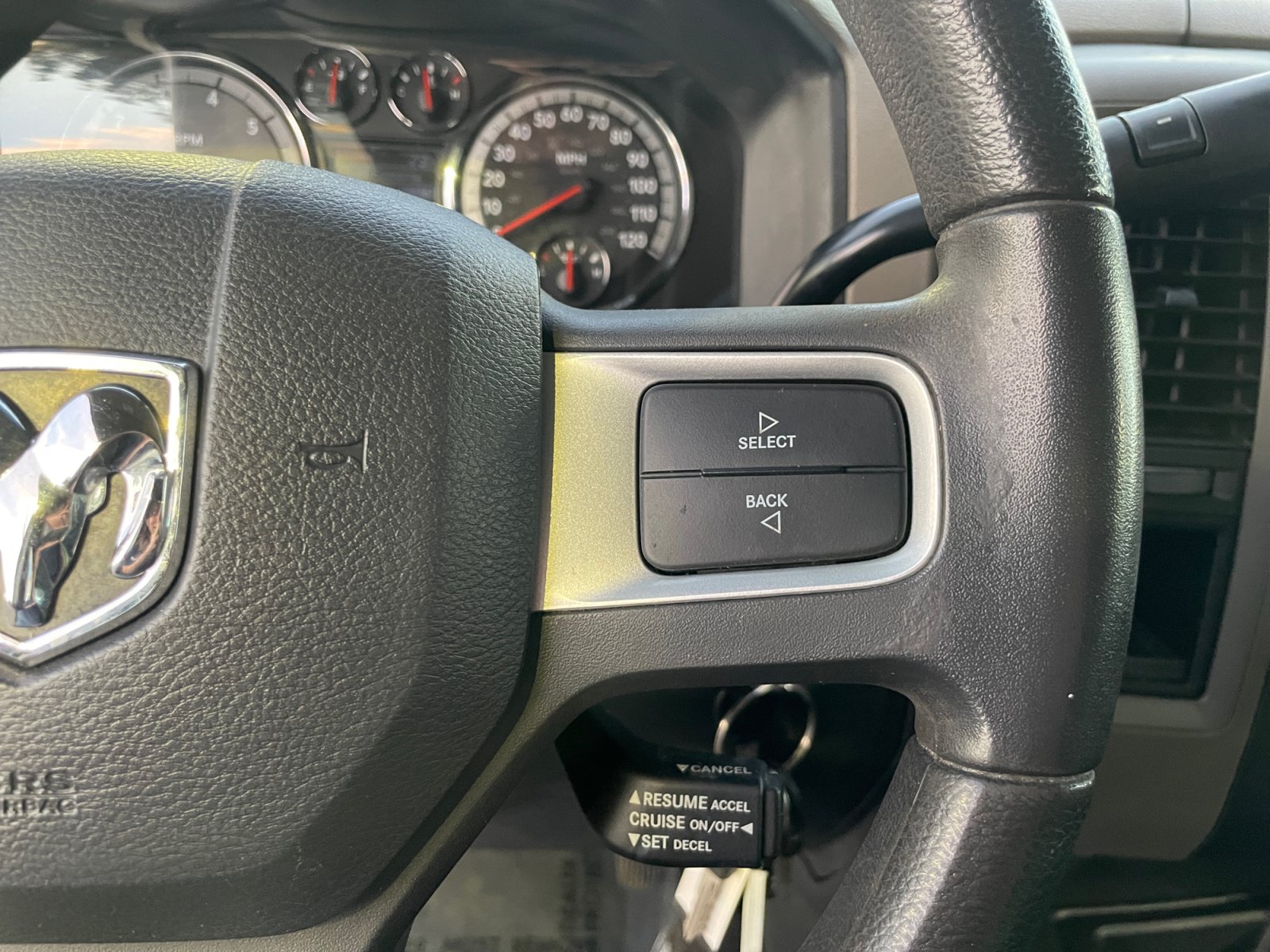 Used 2011 RAM 2500 ST w/ ST Popular Equipment Group AWD/4WD image 11