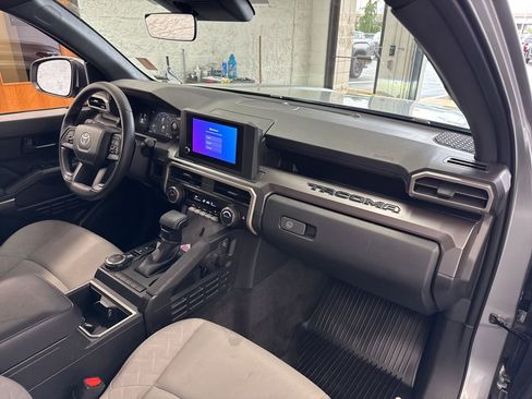 Certified 2024 Toyota Tacoma SR5 AWD/4WD image 49