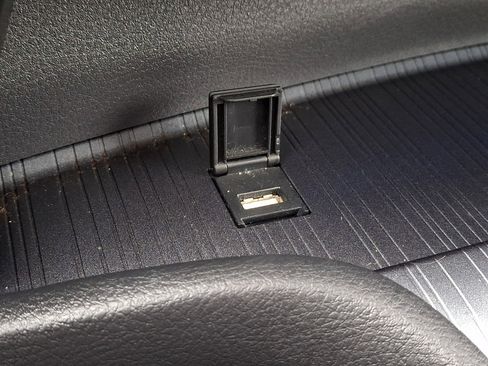 Used 2021 Toyota Sienna XSE w/ XSE Plus Package image 24