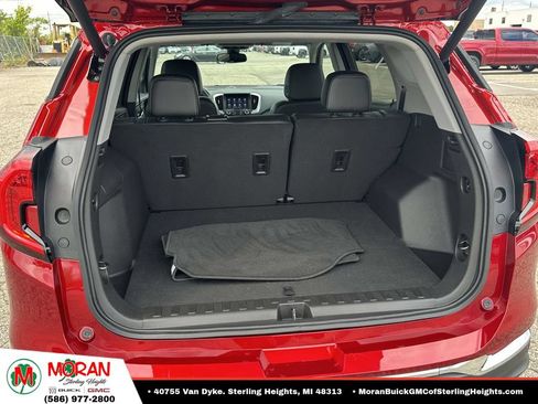 Certified 2023 GMC Terrain SLT FWD image 10