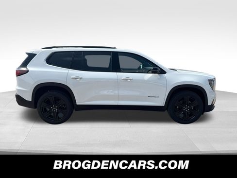 New 2026 GMC Acadia Elevation w/ Black Edition FWD image 2