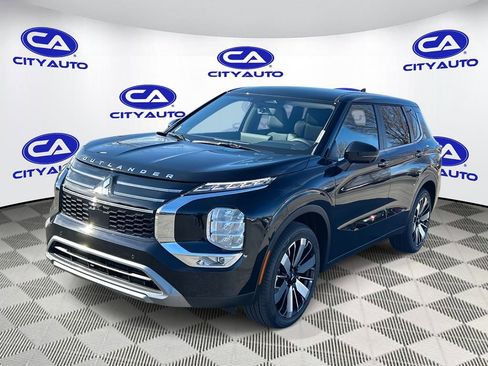 New 2026 Mitsubishi Outlander SE image 7