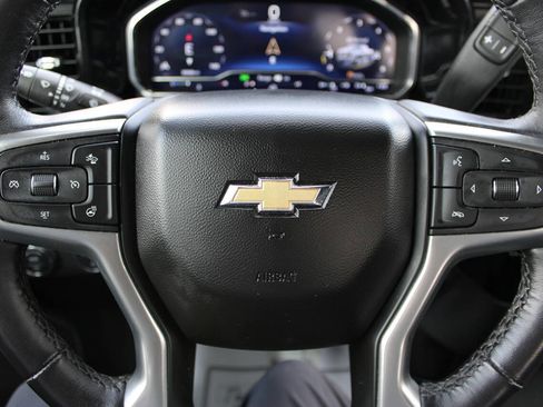 Used 2022 Chevrolet Silverado 1500 LT image 14