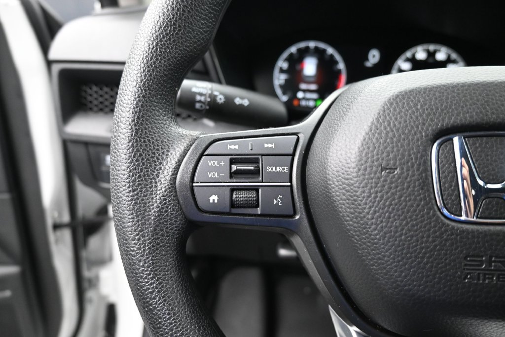 Certified 2025 Honda CR-V EX image 30