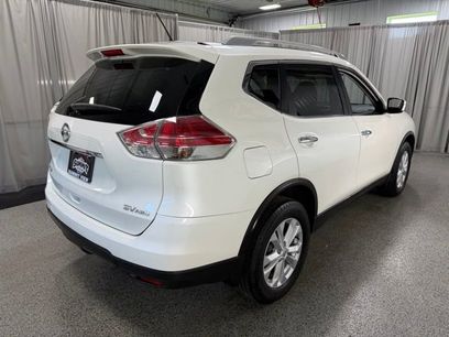 Used 2016 Nissan Rogue SV