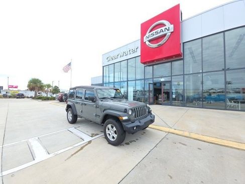 Used 2021 Jeep Wrangler Unlimited Sport image 2