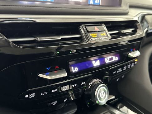 Used 2025 Acura MDX FWD w/ Technology Package image 19