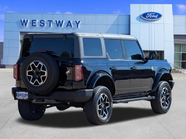 Used 2024 Ford Bronco Outer Banks AWD/4WD image 3