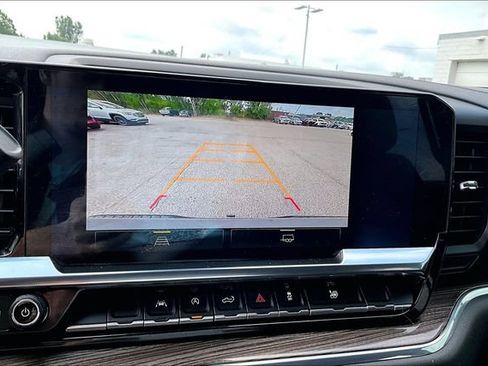 Used 2024 Chevrolet Silverado 1500 RST AWD/4WD image 21